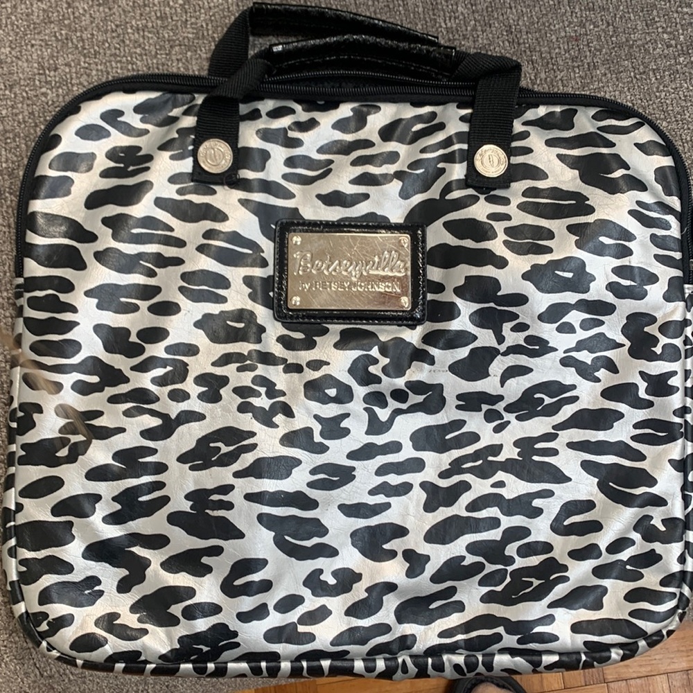 Betsey Johnson leopard cheetah laptop case bag